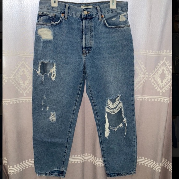 Ripped jeans - Picture 1 of 4